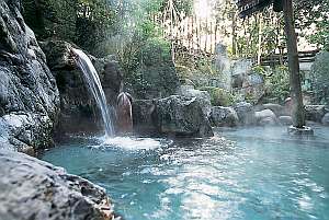 Open-air bath